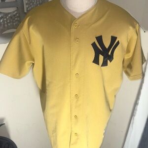 Majestic VINTAGE 1990’s NEW YANKEE Yellow and Navy Men's Jersey Size XL(123)